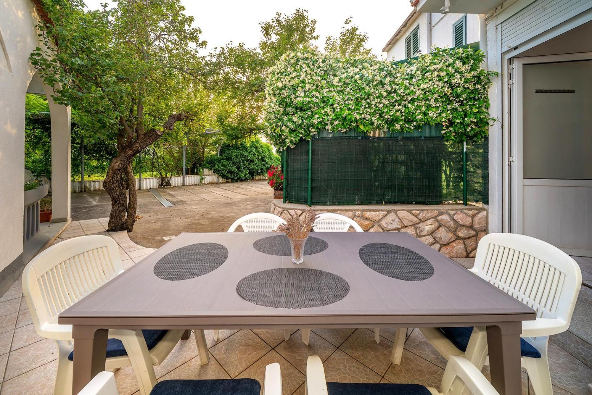 באסקה Apartments Nada & Ivan With Terrace מראה חיצוני תמונה