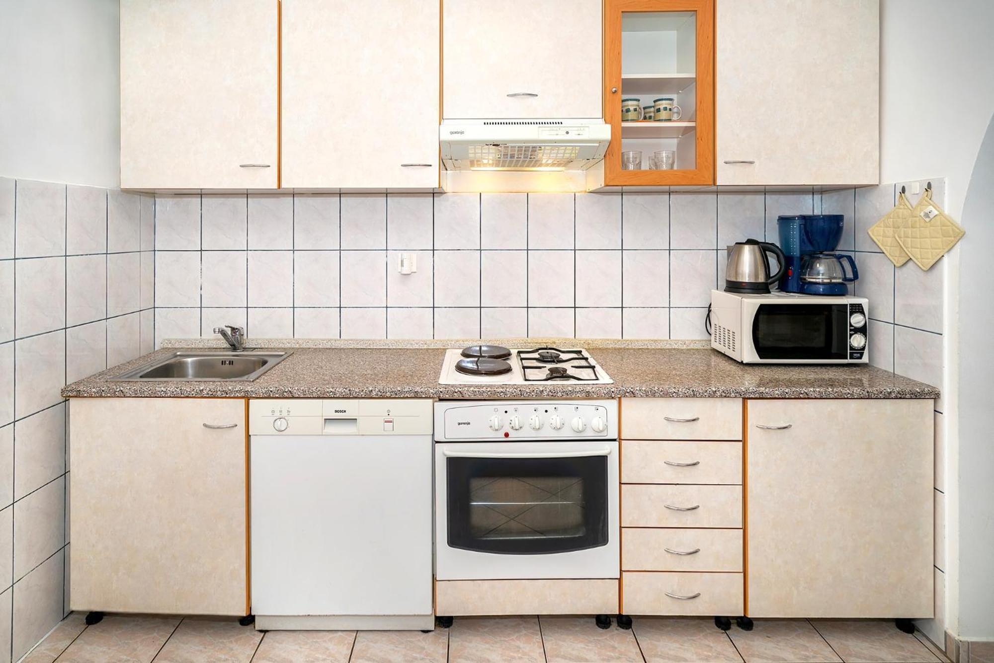 באסקה Apartments Nada & Ivan With Terrace מראה חיצוני תמונה